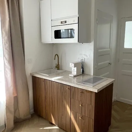 Apartment Perche Sur Les Toits, 16 Eme Quartier Calme Securise- Proche Quai Seine Roland Garros Paris