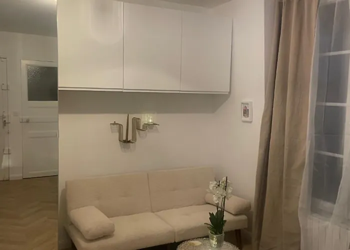 شقة Perche Sur Les Toits, Avec Ascenseur, 16 Eme Quartier Calme Securise- Proche Quai Seine باريس