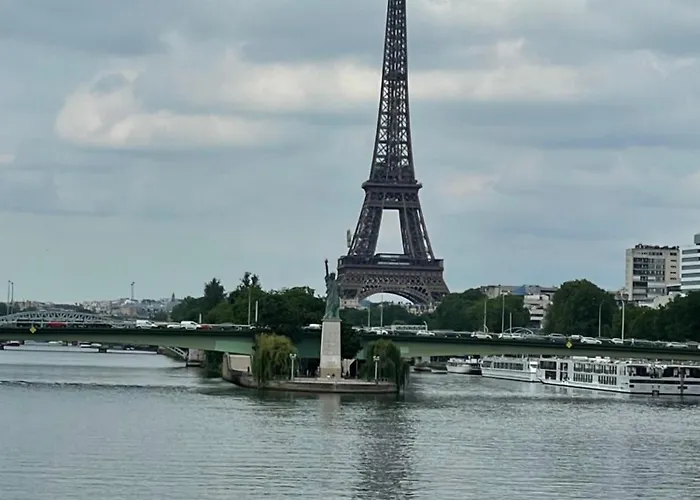 شقة Perche Sur Les Toits, Avec Ascenseur, 16 Eme Quartier Calme Securise- Proche Quai Seine *